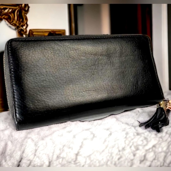 Authentic‼️ Gucci SOHO zippy wallet black Ladies. GG logo. - Picture 2 of 10